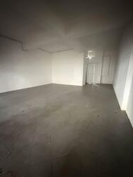 Tampines Heart (D18), Retail #585396731